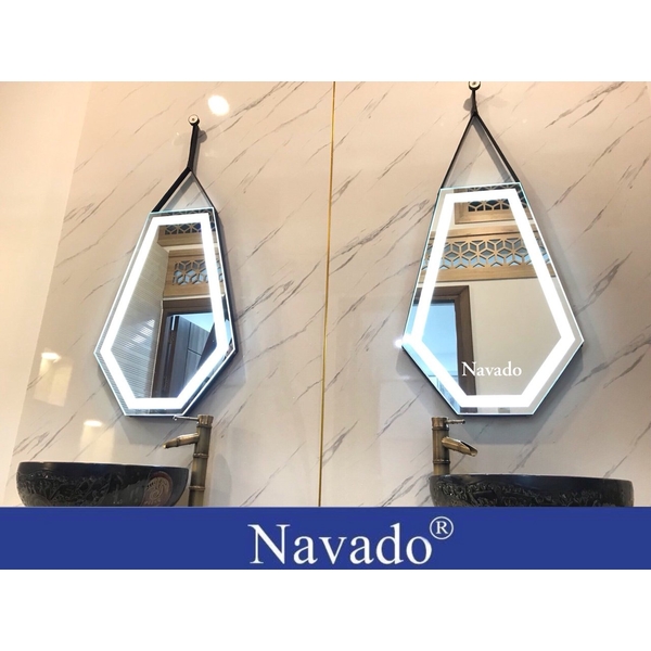 Gương đèn led treo tường dây da Diamond